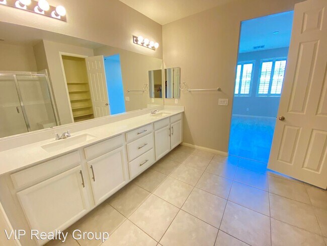 Building Photo - 3 br, 2 bath House - 10199 Knotty Skye Ave