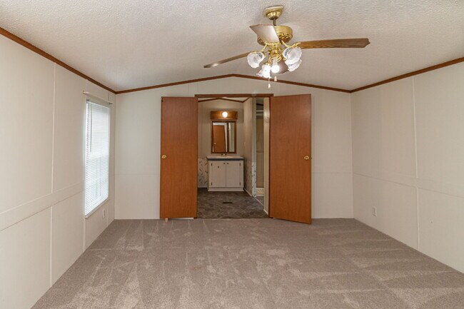 Building Photo - *Excellent Location* 2 BR | 2 BA Singlewide in Goldsboro