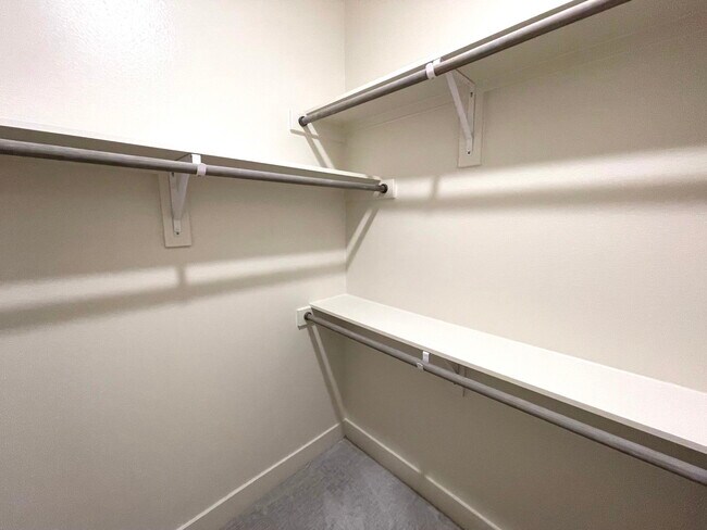 Building Photo - 1350 W Taylor St