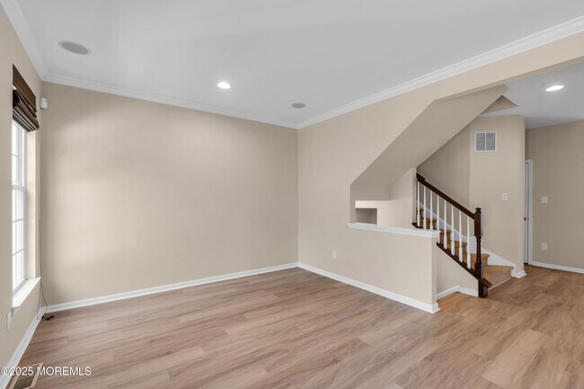 Building Photo - 12 Coral Place