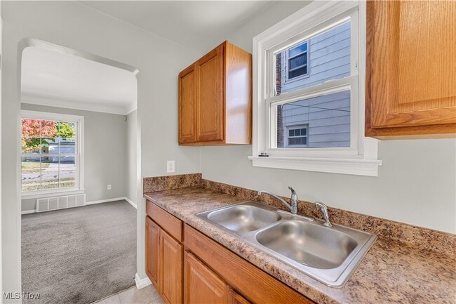 Building Photo - 542 Darlington Dr