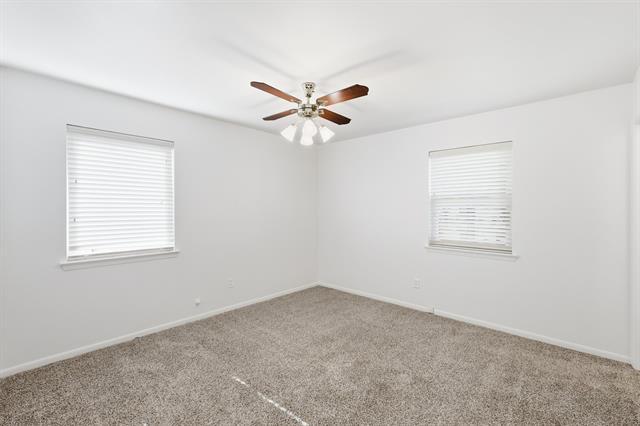 Building Photo - 808 Bridle Ave