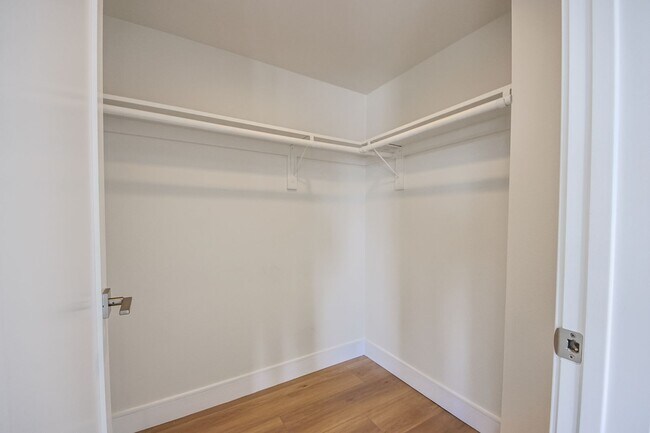 Building Photo - 2850 Virignia