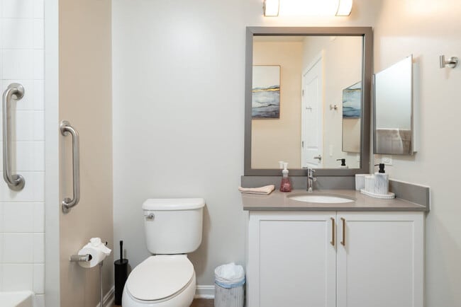 Building Photo - 360 Foley St