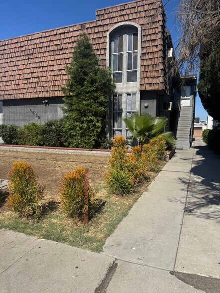 Building Photo - 6819 Variel Ave