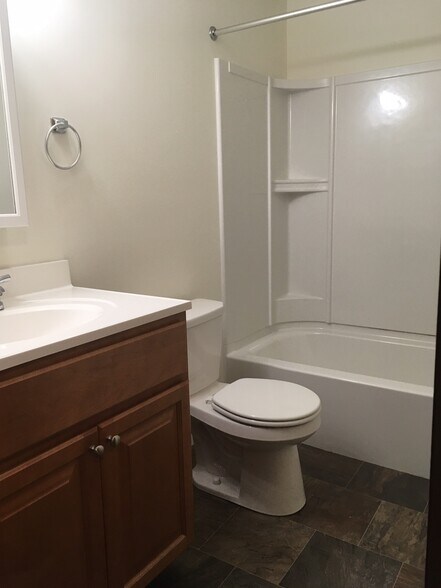 Building Photo - Hallmark Apartments