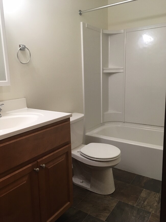 Building Photo - Hallmark Apartments