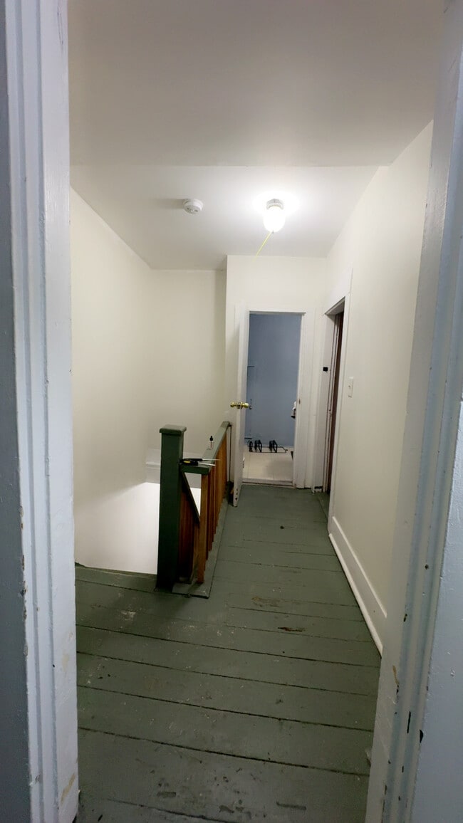 Building Photo - 78 Webster Ave