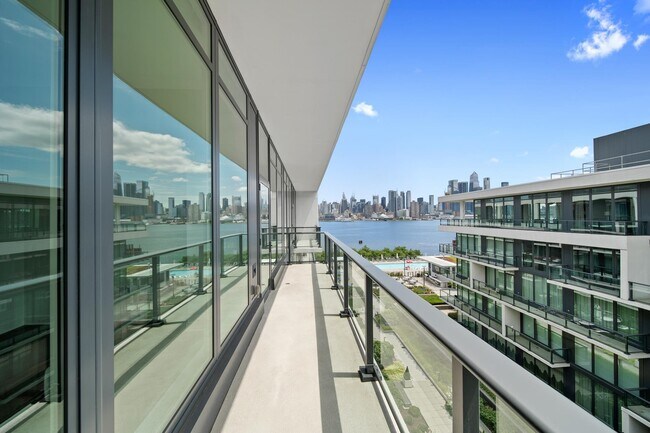 Building Photo - 1200 Ave at Port Imperial