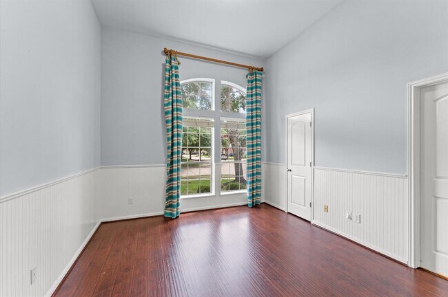 Building Photo - 5230 Pebble Bluff Ln