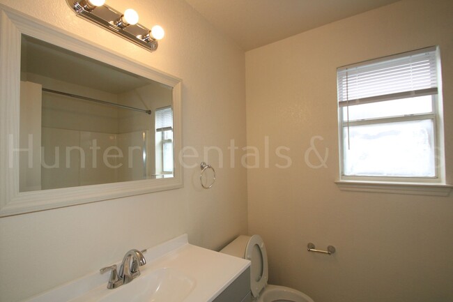 Building Photo - Perfect Four-Bedroom!