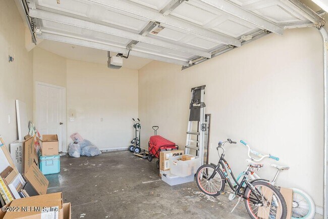 Building Photo - 13808 Herons Landing Way