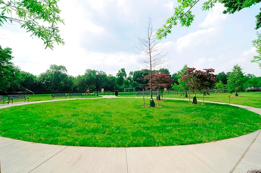 Park 1 block away! - 1124 25th St NW