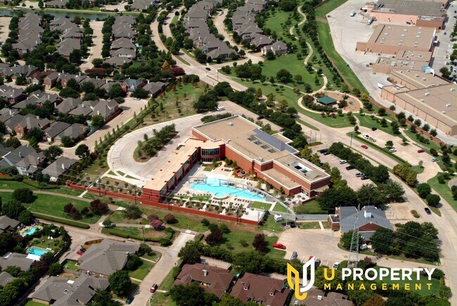 Building Photo - Great location, nice community! Make it yo...