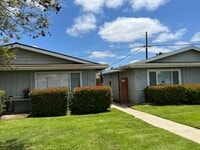Building Photo - 806-806 N Bradley Rd