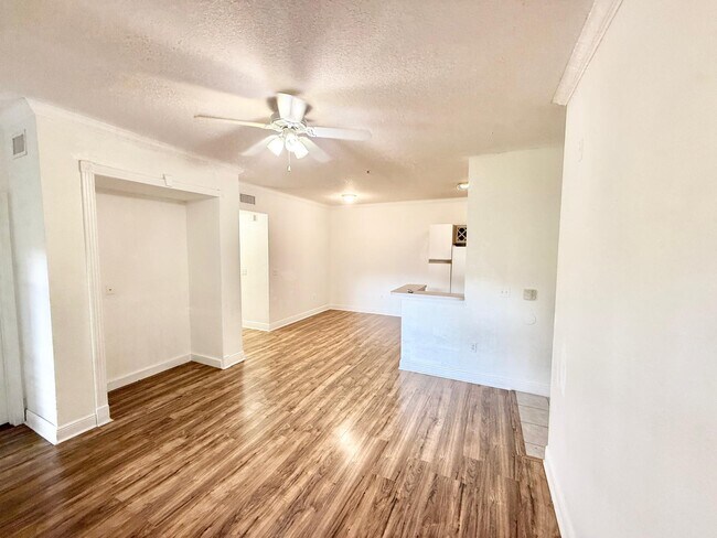 Building Photo - 2544 Robert Trent Jones Dr