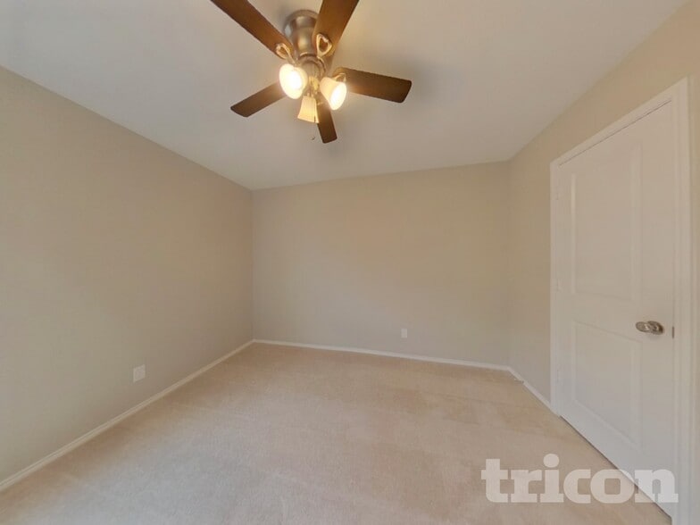 Building Photo - 1318 Canyon Wren Dr