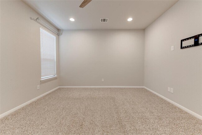 Building Photo - 153 Nogalito Wy