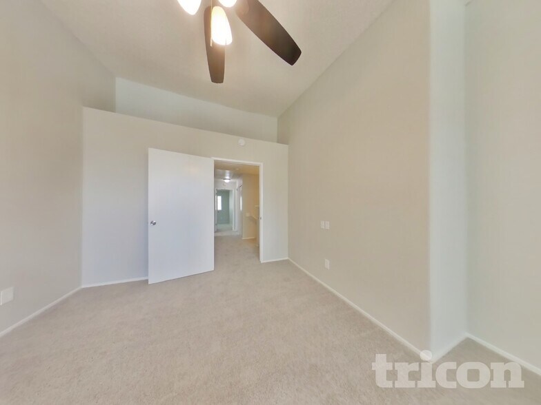 Building Photo - 7617 Roberta Ln
