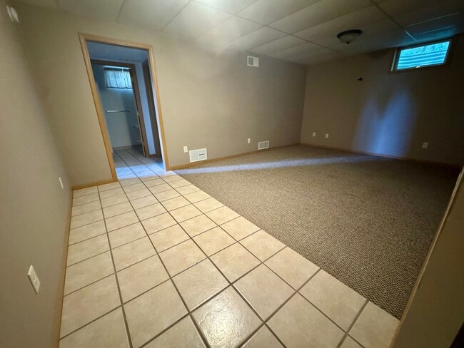 Building Photo - 1716 Porter Ave