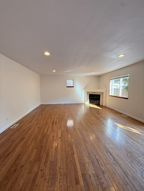 Building Photo - 1554 Amethyst St SE