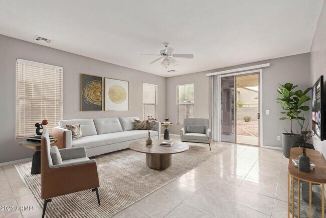 Building Photo - 4511 W T Ryan Ln