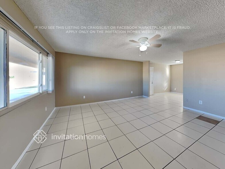 Building Photo - 11511 E Broadway Rd