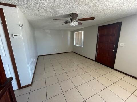Building Photo - 3410 Eisenhower Dr
