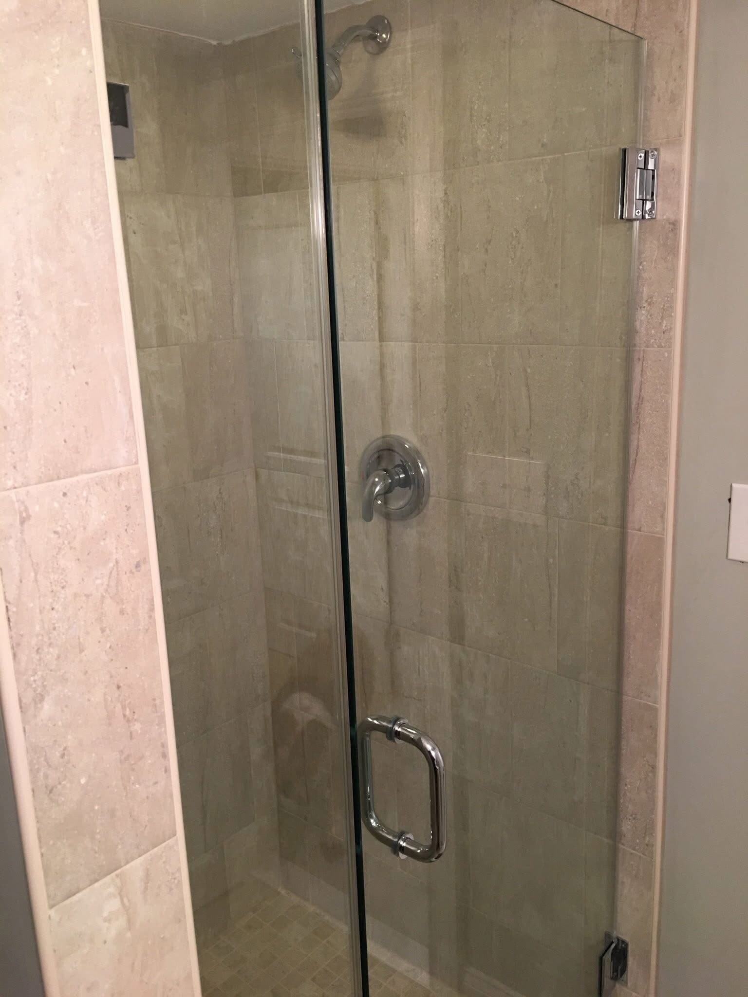 Shower - 921 Farragut St NW