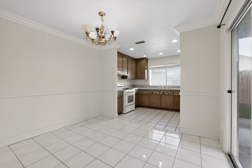 Building Photo - 1736 Richard Ct