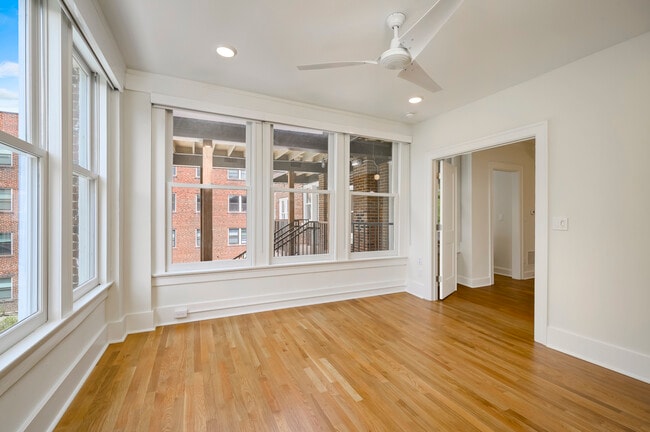 Building Photo - The Hawthorne