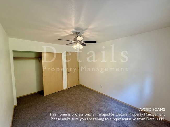 Building Photo - Francis Duplex