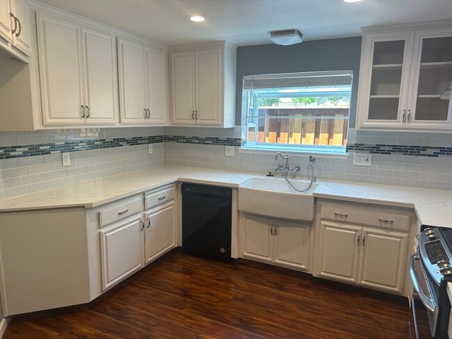 Building Photo - 4053 Quarry Ct