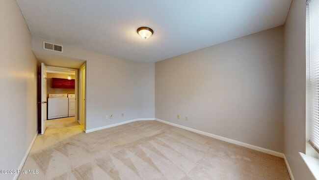 Building Photo - 1203 Wilshire Cir
