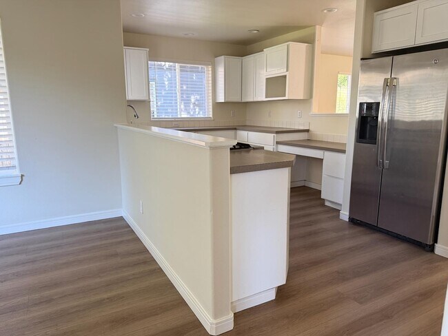 Building Photo - 2255 NW Monterey Pines Dr