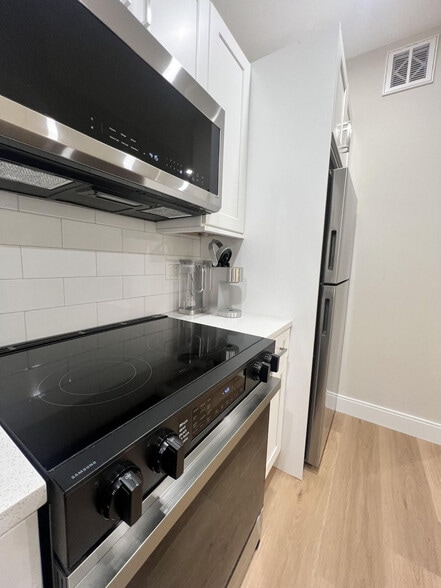 Building Photo - 394 McGrath Hwy