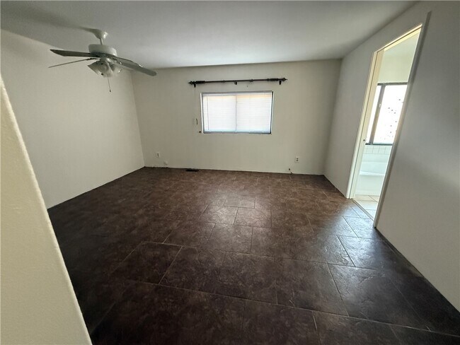 Building Photo - 4060 La Mesa Rd