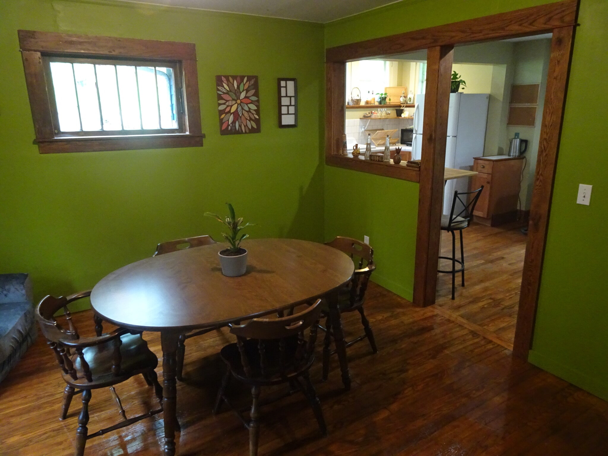 Building Photo - 718 Cliff St