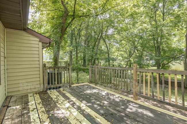 Building Photo - 3332 Oak Trees Ct
