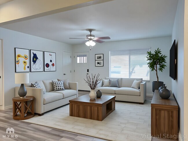 Building Photo - 1544 W 6th St