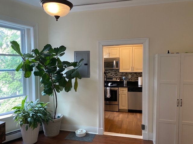 Building Photo - 1878 Beacon St