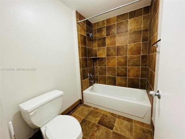Building Photo - 6944 SW 39th St