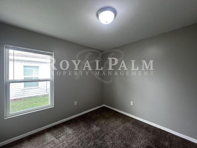 Building Photo - Peaceful and Pet Friendly — 4BR/2BA Duplex in Vistanna Villas — Save $750 When You Apply by Febru...