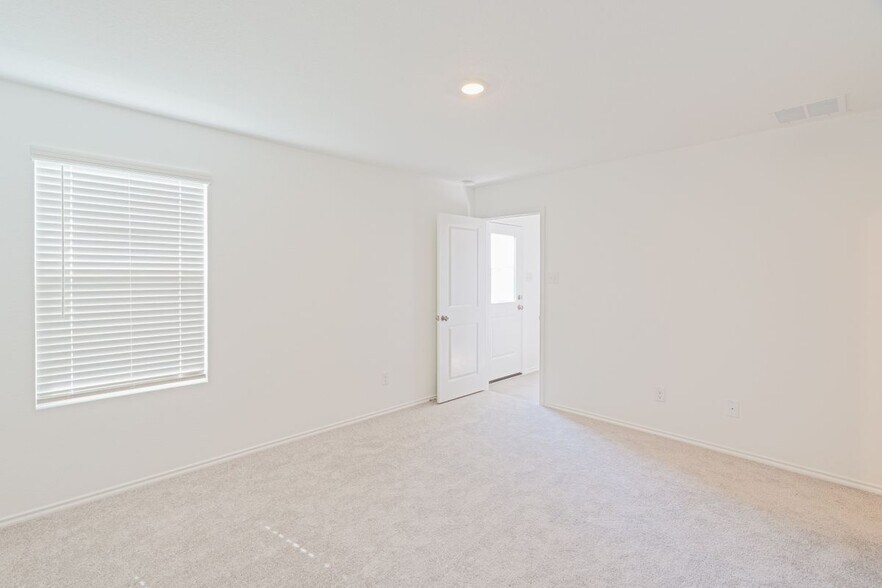 Building Photo - 117 Dark Victory Rd