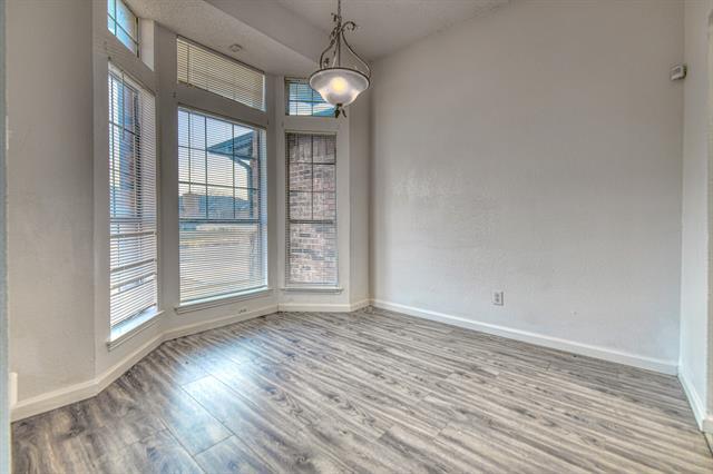 Building Photo - 807 Wind Brooke Dr