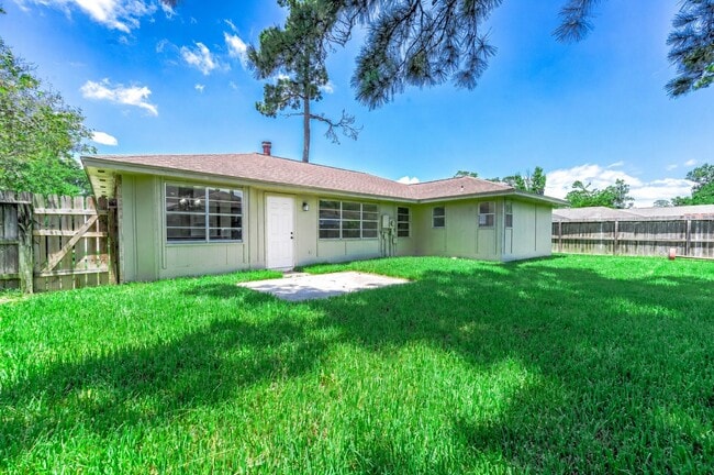 Building Photo - 6526 Lynngate Dr