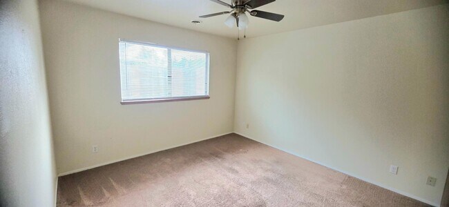 Building Photo - 1010 Nez Perce Dr