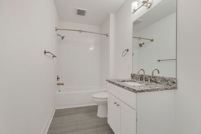 Building Photo - Simple living?  We got you.  $1150/mo wate...