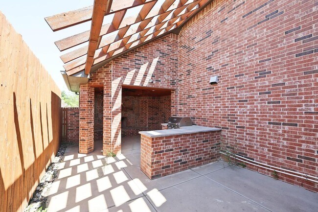 Building Photo - For Sale or Available with our Lease with ...