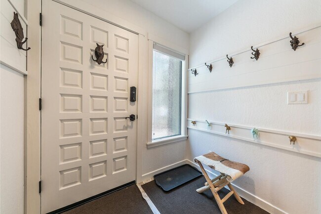 Building Photo - Perfect Tahoe Retreat